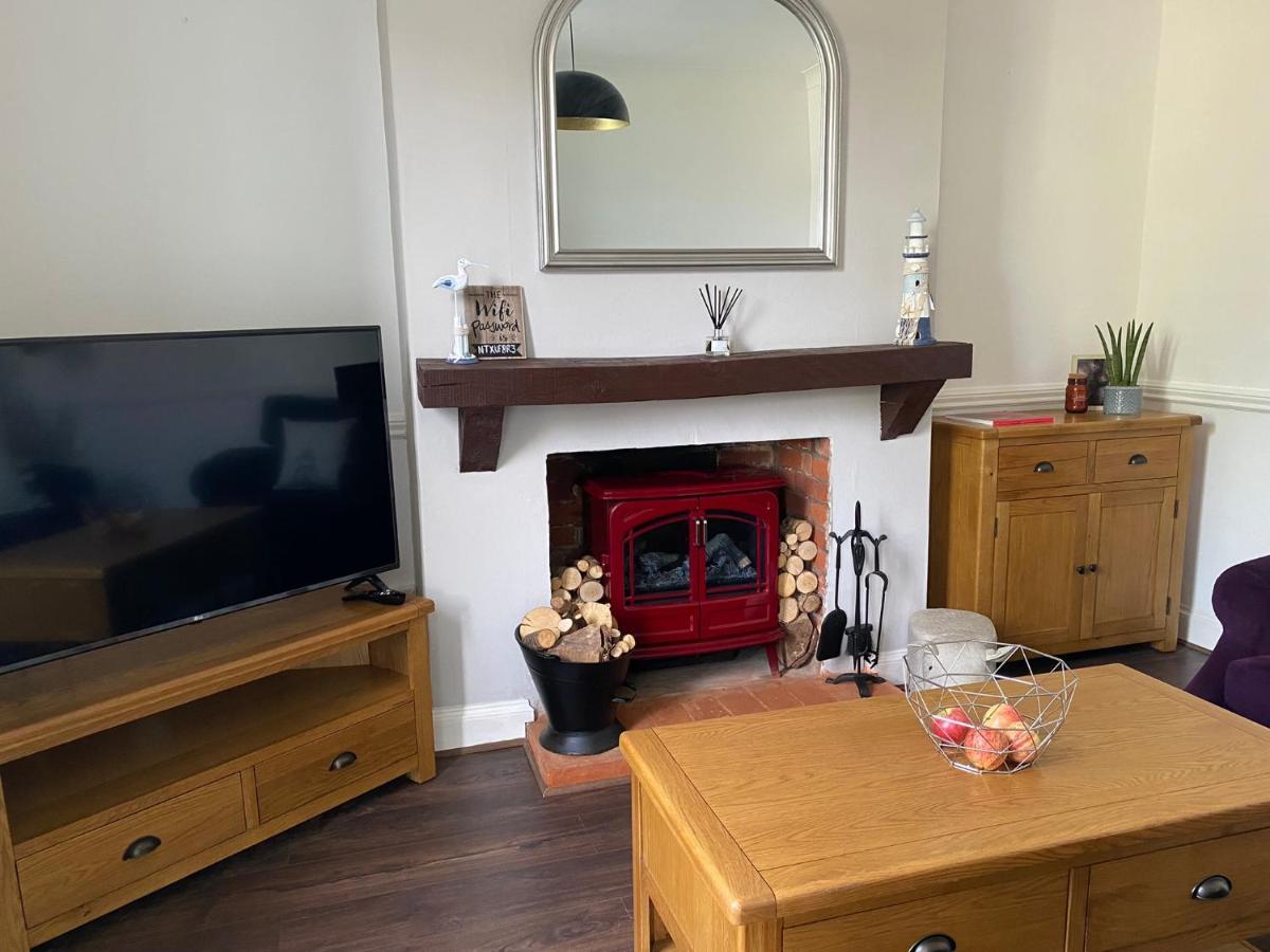 Ivy Coastal Cottage Caister-on-Sea Extérieur photo